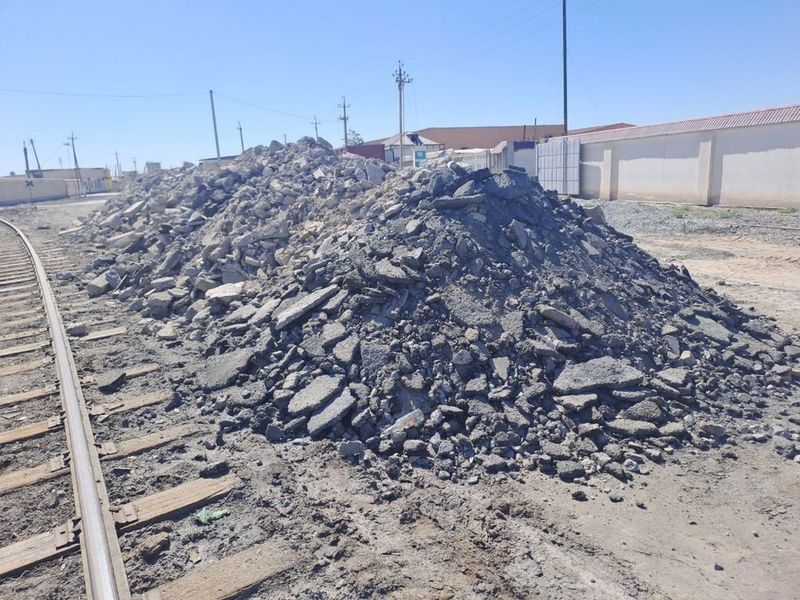 Beton Asfalt siniq arochni sotiladi Beton Asfalt siniq arochni sotiladi
