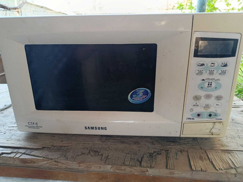 Микроволновка Samsung Микроволновка Samsung
