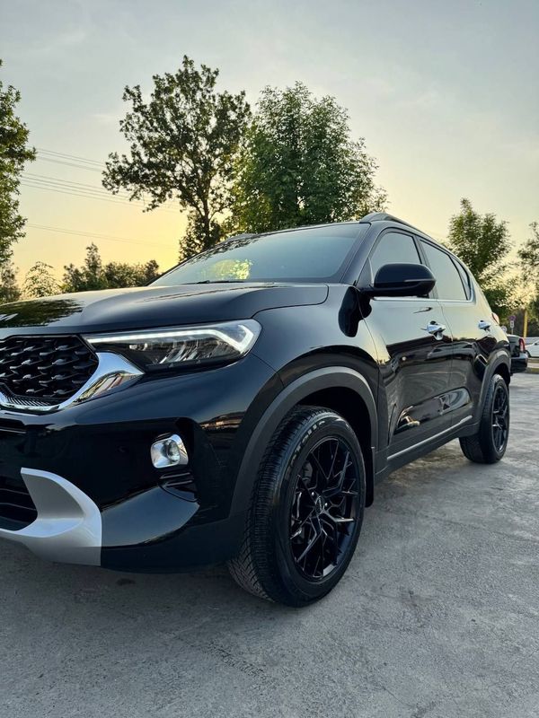 KIA Sonet 3 pozitca full sotiladi KIA Sonet 3 pozitca full sotiladi