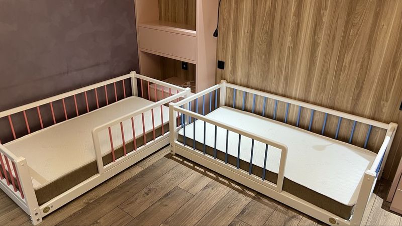 Детская кроватка Детская кроватка