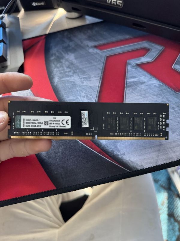 Kingston 8GB DDR4 Kingston 8GB DDR4