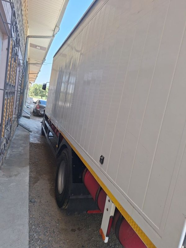 Isuzu 10 tonnalik Isuzu 10 tonnalik