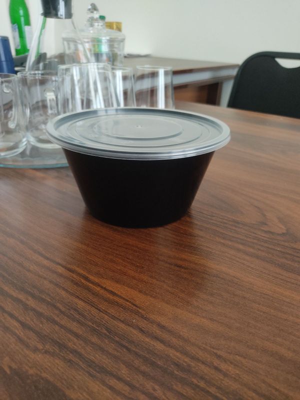 Birmartalik plastmasa idishlar Birmartalik plastmasa idishlar