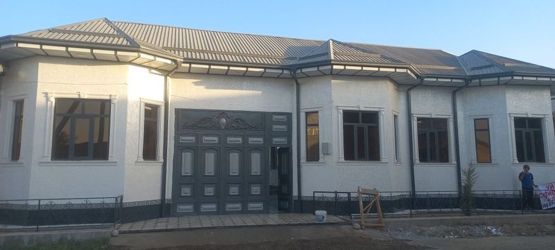 СРОЧНА Уй сотилади 4 сотих Падключ 100% тамирдан чиккан Янги курилган СРОЧНА Уй сотилади 4 сотих Падключ 100% тамирдан чиккан Янги курилган