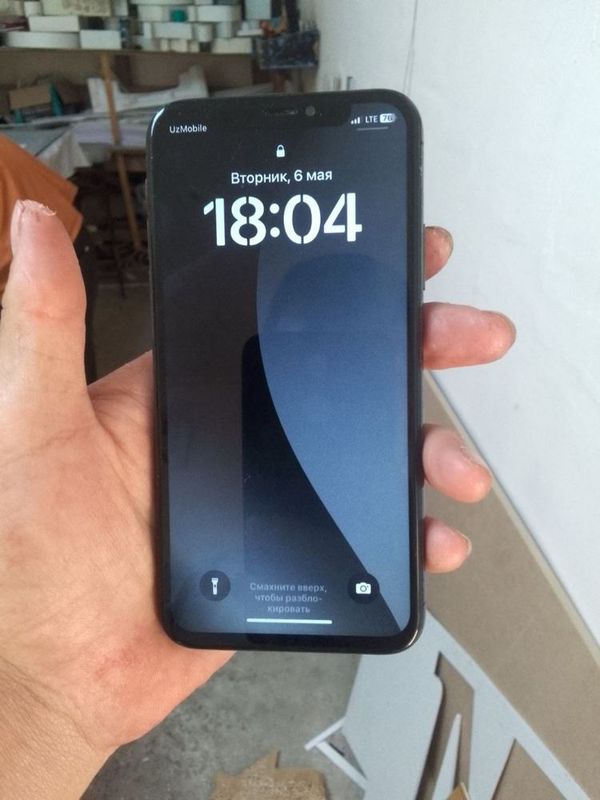 Iphone x xolati yaxshi ishlashi zur useleni batareya quyilgan Iphone x xolati yaxshi ishlashi zur useleni batareya quyilgan