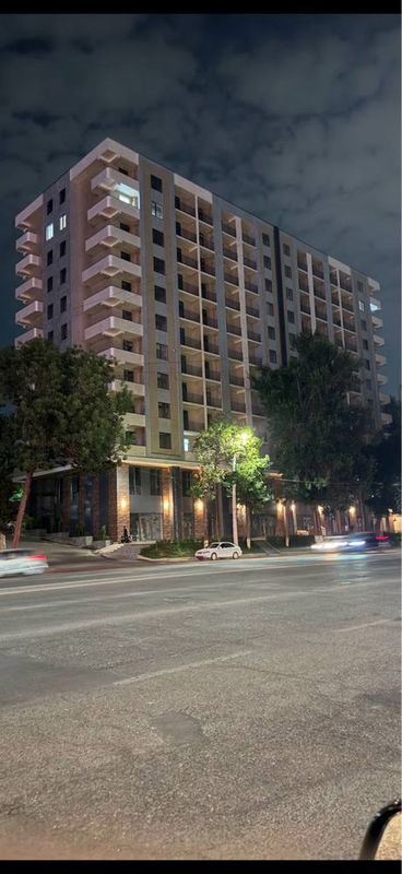 Yakkasaroy karobka holat shota restaveli 11-etaj 56 kv+10 balkon bonus Yakkasaroy karobka holat shota restaveli 11-etaj 56 kv+10 balkon bonus