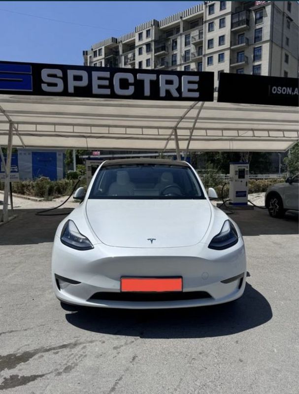 Tesla model Y 2021 yil SROCHNA Tesla model Y 2021 yil SROCHNA