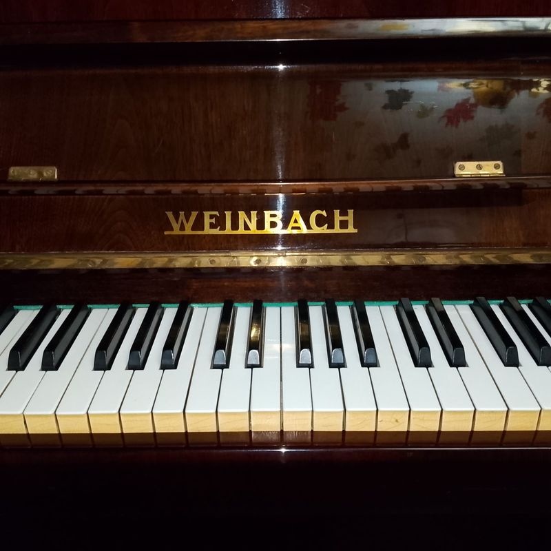 Продаётся пианино Weinbach Учитывая, что: Корпус Продаётся пианино Weinbach Учитывая, что: Корпус