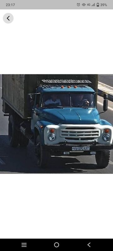 Zil ural sotiladi Zil ural sotiladi