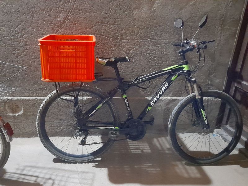 Velosiped sotiladi