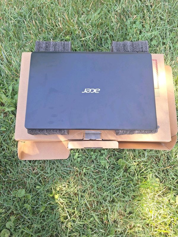 Noutbuk Acer - ideal holatda Noutbuk Acer - ideal holatda