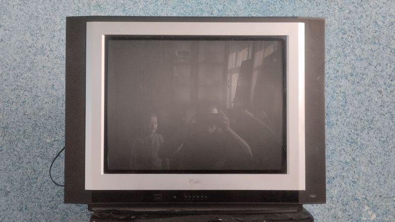 Televizor sotiladi LG Televizor sotiladi LG