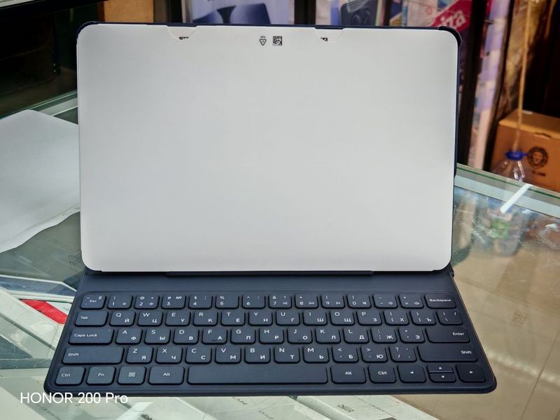 Redmi Pad Pro клавиатура чехол оригинал с русской раскладкой Redmi Pad Pro клавиатура чехол оригинал с русской раскладкой