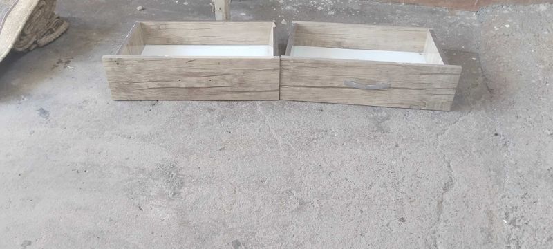 Detskiy mebel ustida belancheglariyam bor Detskiy mebel ustida belancheglariyam bor