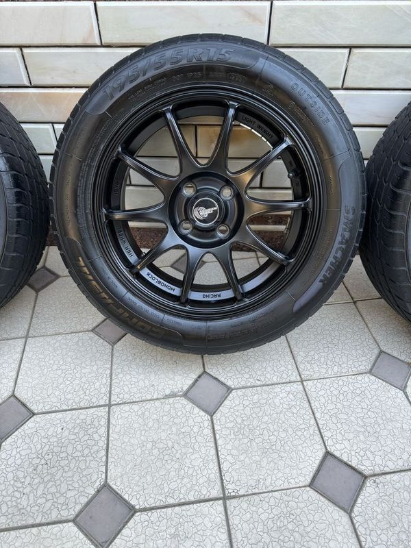 R-15 Sport Енгил диска балон. R-15 Sport Енгил диска балон.