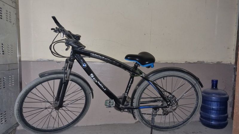 Velosiped BMW holati ortacha