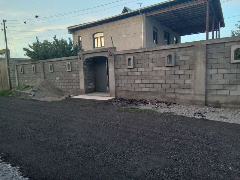 Барданкуль (Нурафшон) махалласида уй сотилади Барданкуль (Нурафшон) махалласида уй сотилади