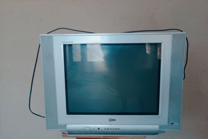 LG Flatron 29 dyuymli CRT televizori