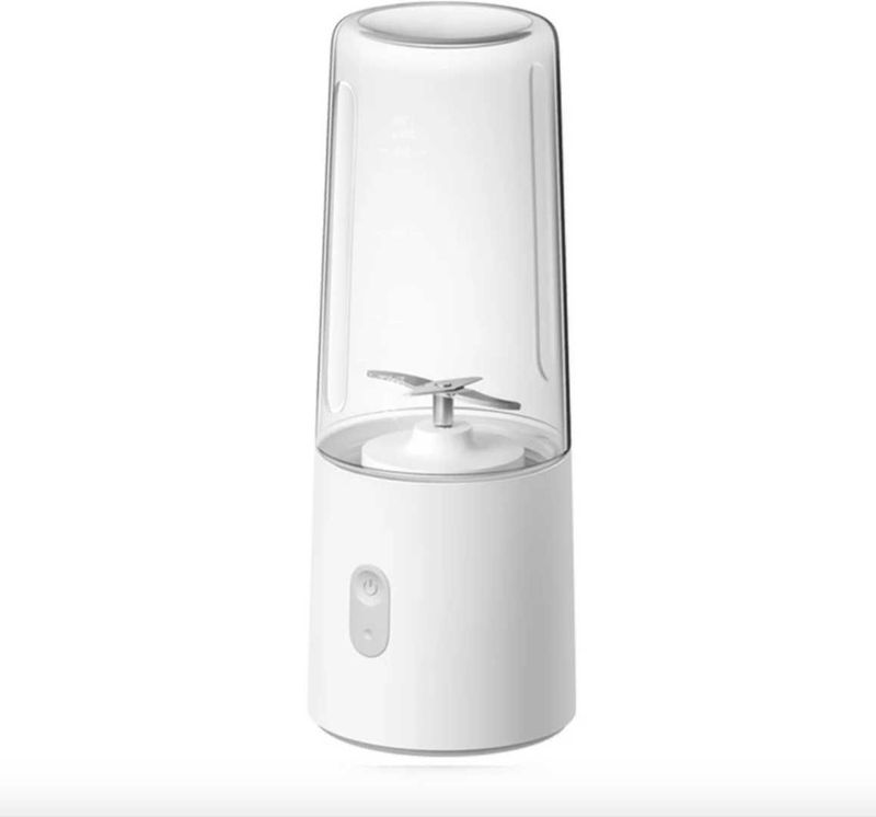Портативный блендер Xiaomi Mijia Portable Electric Juicer (черный) Портативный блендер Xiaomi Mijia Portable Electric Juicer (черный)