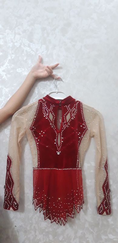 badiiy gimnastika uchun kumalnik qizil badiiy gimnastika uchun kumalnik qizil