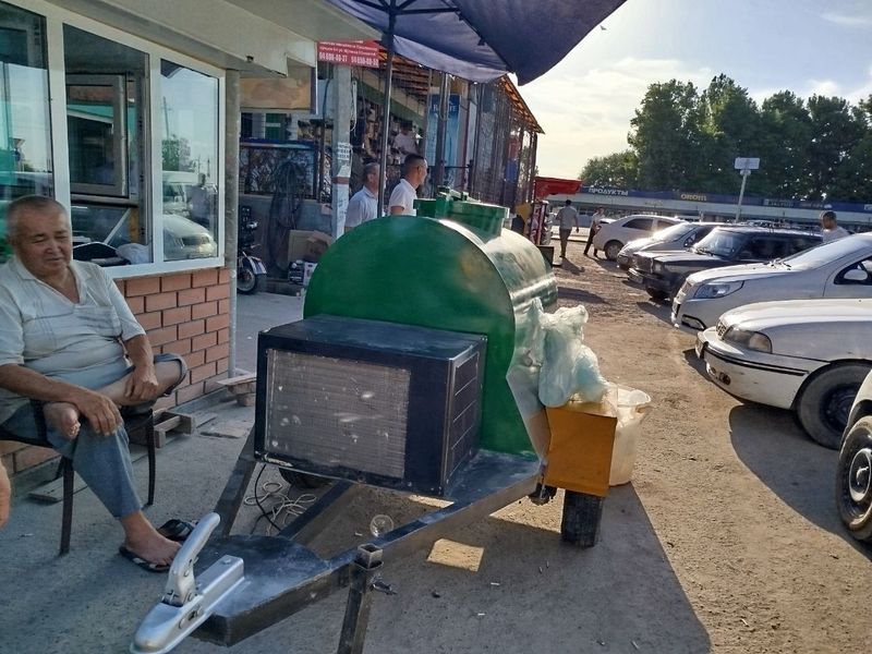 Морс бочкалари сотилади(араваси билан) Морс бочкалари сотилади(араваси билан)