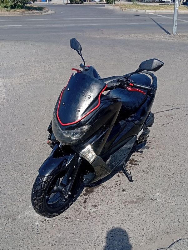 продам скутер срочно