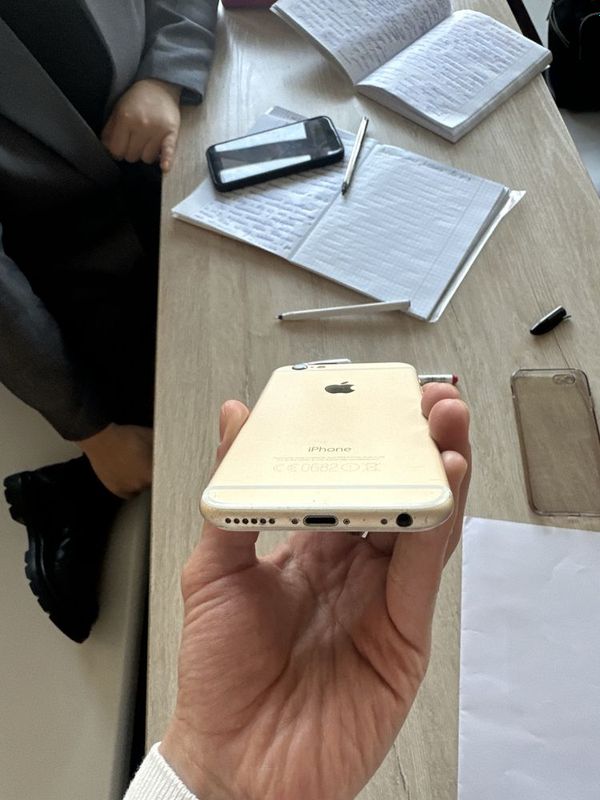 продам iphone 6 16gb