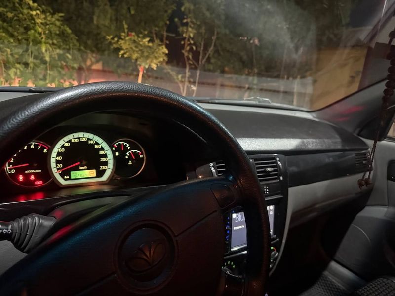 Lacetti 3 позиция,евро в отличном состоянии