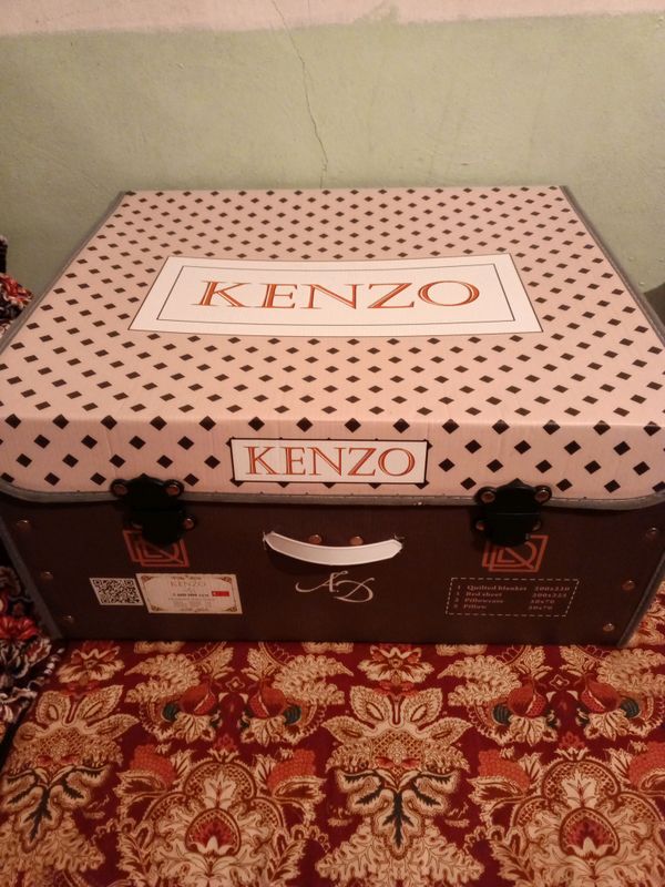 Kenzo 2kishili pastel par korpa kamplekt