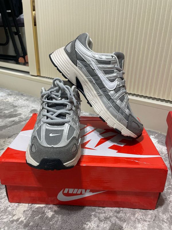 Nike krasovka sotiladi Nike krasovka sotiladi