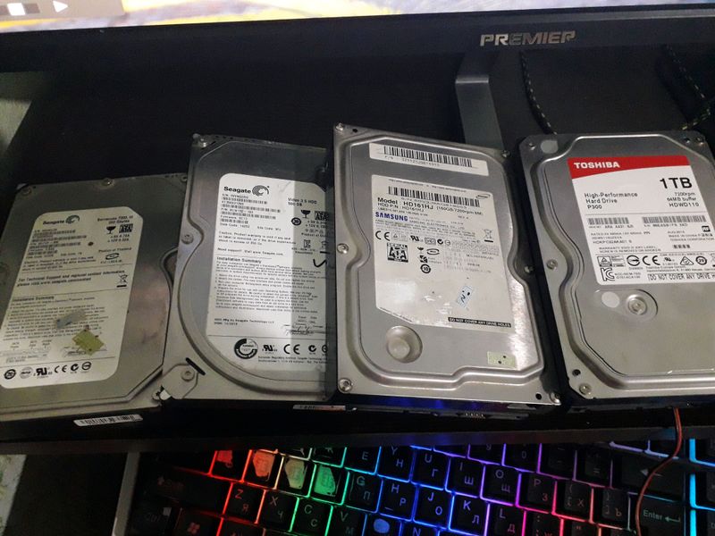 Жесткие Диски Hard disk Жесткие Диски Hard disk