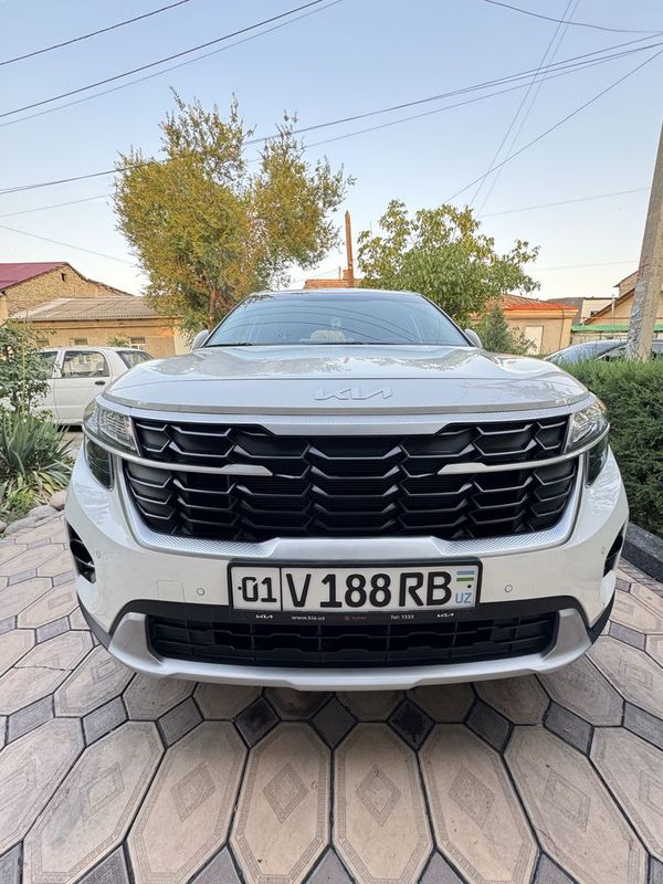 Продаётся KIA Seltos 2024 год