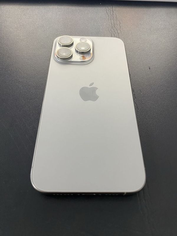 Iphone 15 pro max IDEAL Dual ZAA