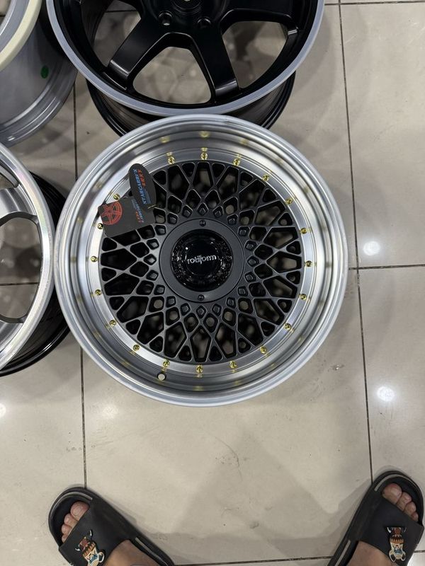 R17 rotiform новый дизайн R17 rotiform новый дизайн
