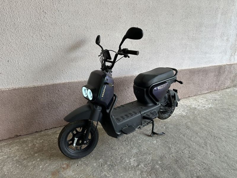 Электроскутер Elektroskuter
