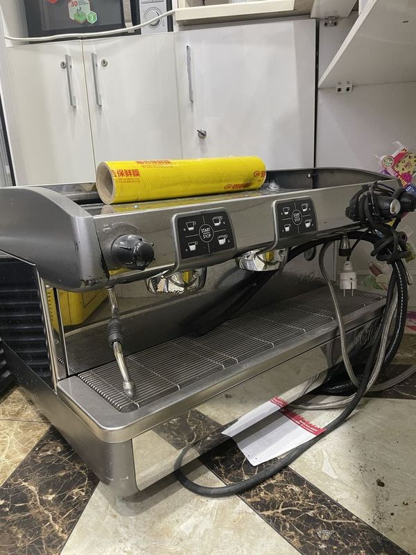 Профессиональная кофемашина La Cimbali M24 Premium C/2 Профессиональная кофемашина La Cimbali M24 Premium C/2
