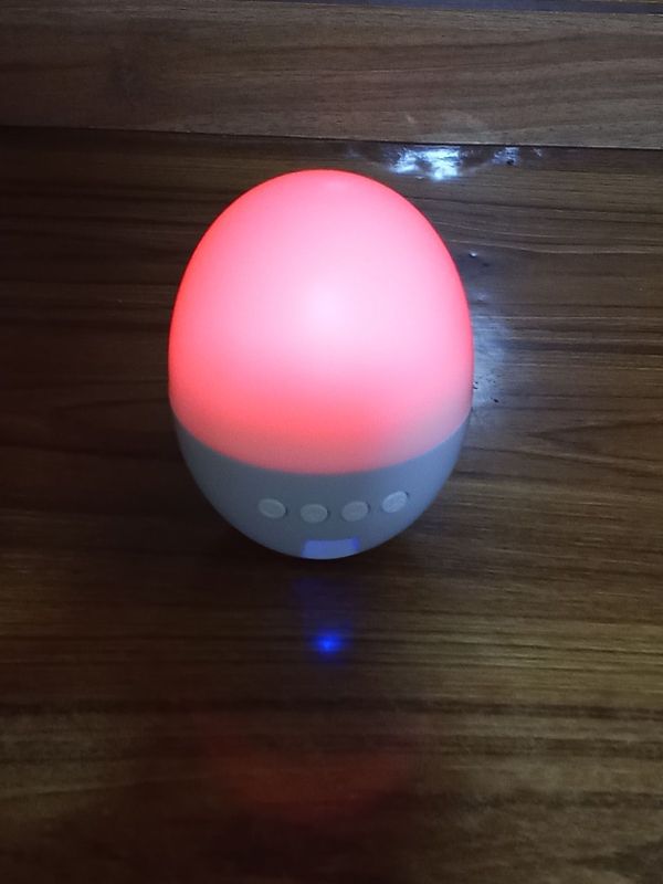 Ночник с подсветкой колонка rgb новая Ночник с подсветкой колонка rgb новая