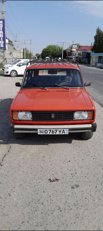 Vaz 2104 sotiladi. Vaz 2104 sotiladi.