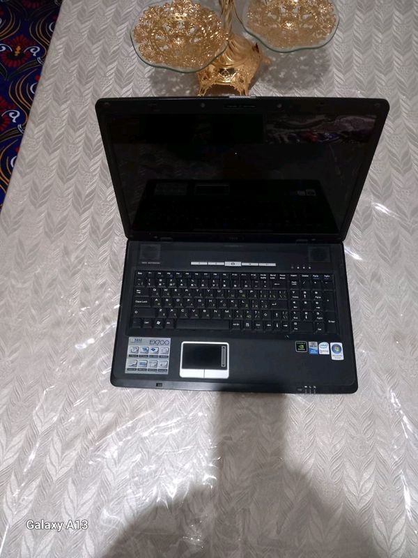 MSI noutbuk, komputer