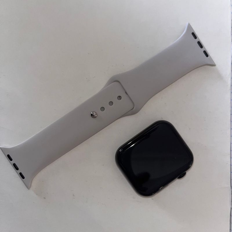 Smartwatch (cucci watch) sotiladi Smartwatch (cucci watch) sotiladi
