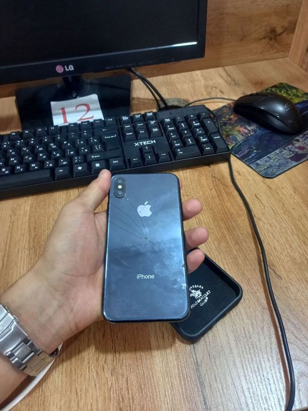 Iphone x sotiladi obmen yoq Iphone x sotiladi obmen yoq