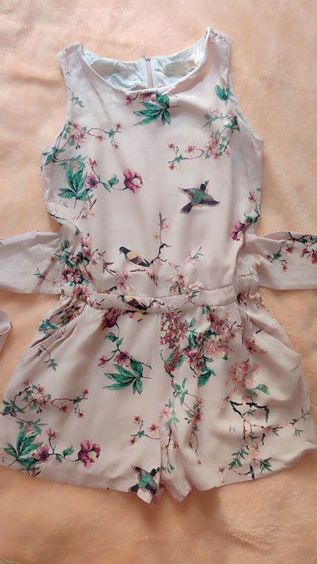 Комбинезон шорты от Zara girls на 13/14 лет Комбинезон шорты от Zara girls на 13/14 лет