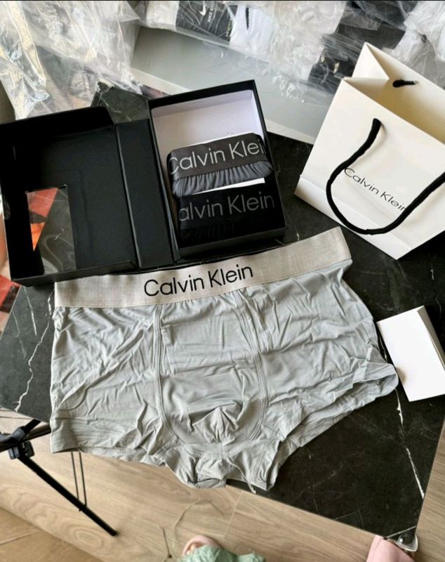 Calvin Klein ichki-kiyim