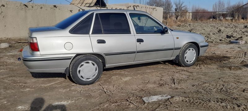 Daewoo Nexia 1 sons