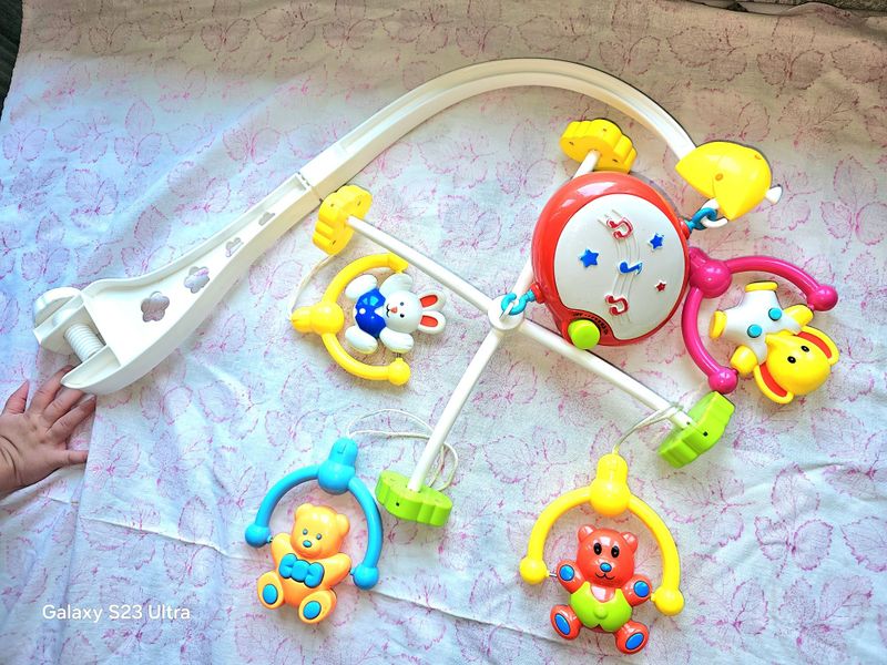 Музыкальный мобиль на кроватку от Baby toys. ДЕШЕВО