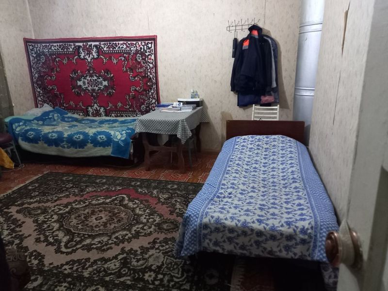 Сдаю койка-место в комнате в частном доме (проживание с хозяйкой) Сдаю койка-место в комнате в частном доме (проживание с хозяйкой)