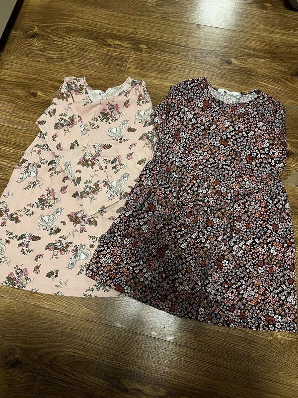 Платья для девочки 4-5 лет H&M