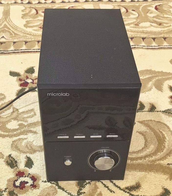Продам Microlab m-223c Продам Microlab m-223c