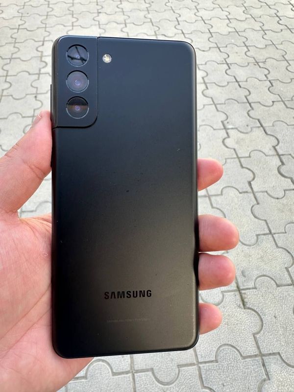 Galaxy s21 Plus.