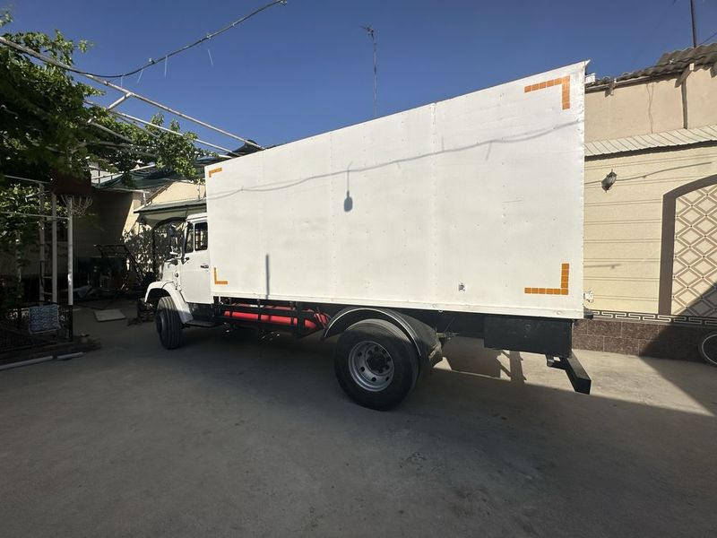 Zil 4331 sotiladi Zil 4331 sotiladi